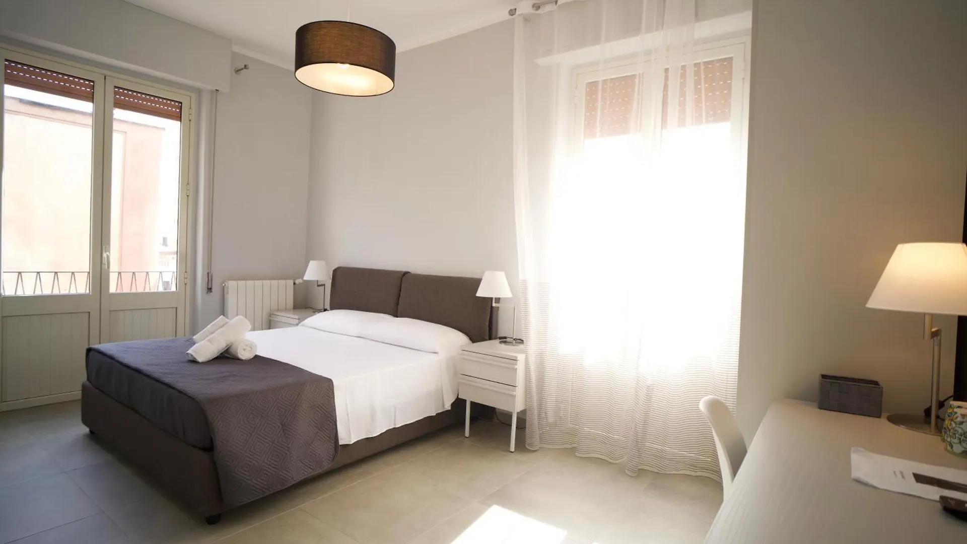 Pensión Donna Franca Rooms And Suite Palermo