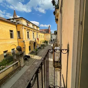 il-palazzetto-vicenza.hotelinveneto.com/