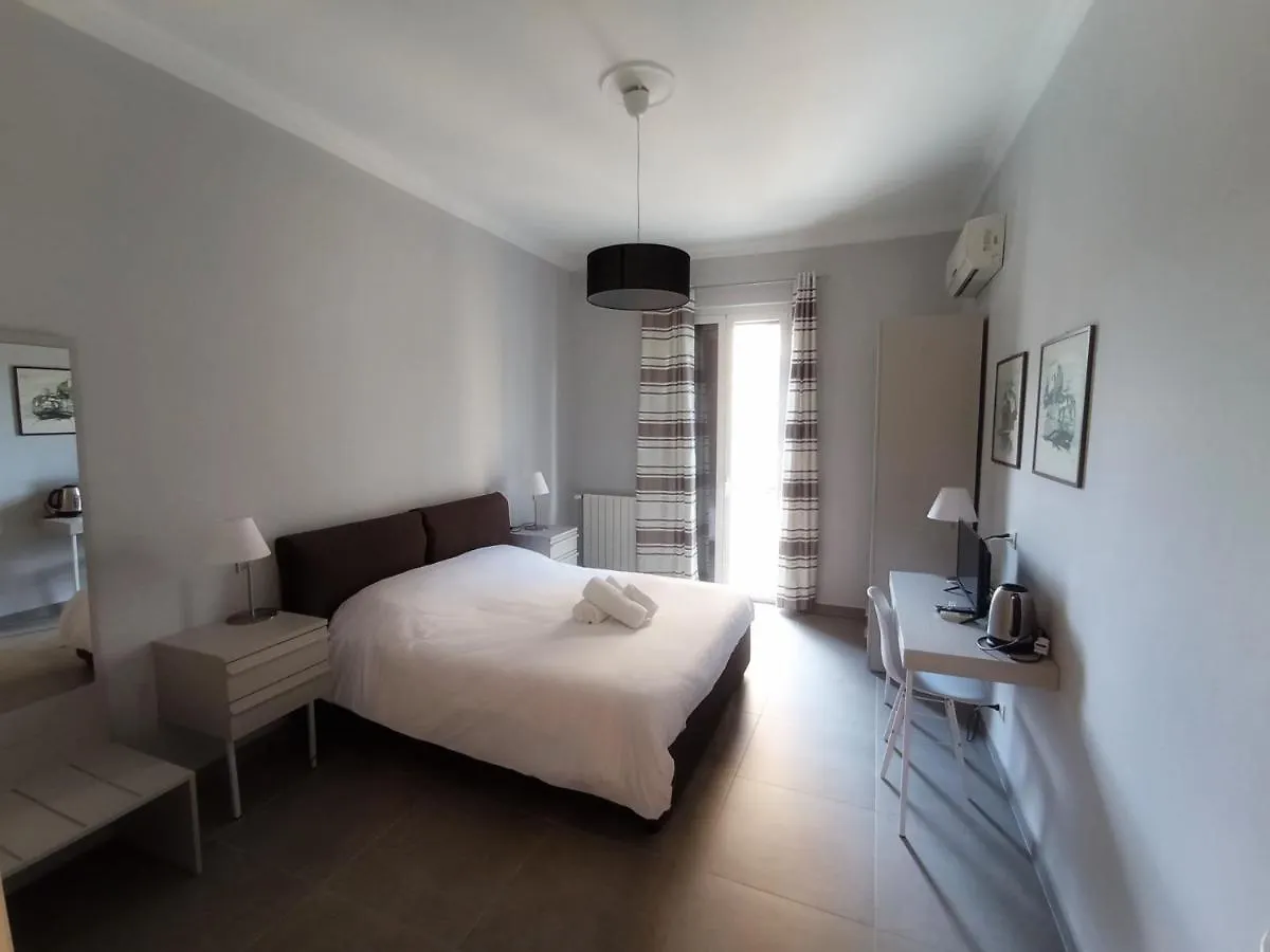 Donna Franca Rooms And Suite Palermo 0*,